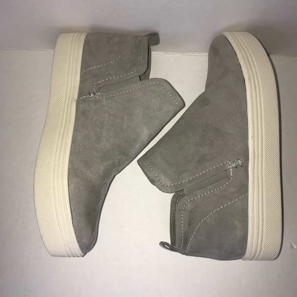 Dolce Vita Shoes - Dolce Vita Tate Suede Pull Sneaker Grey 9.5 NWOT